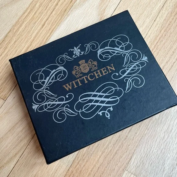 Black leather wallet- brand new- mint condition - Picture 2 of 6